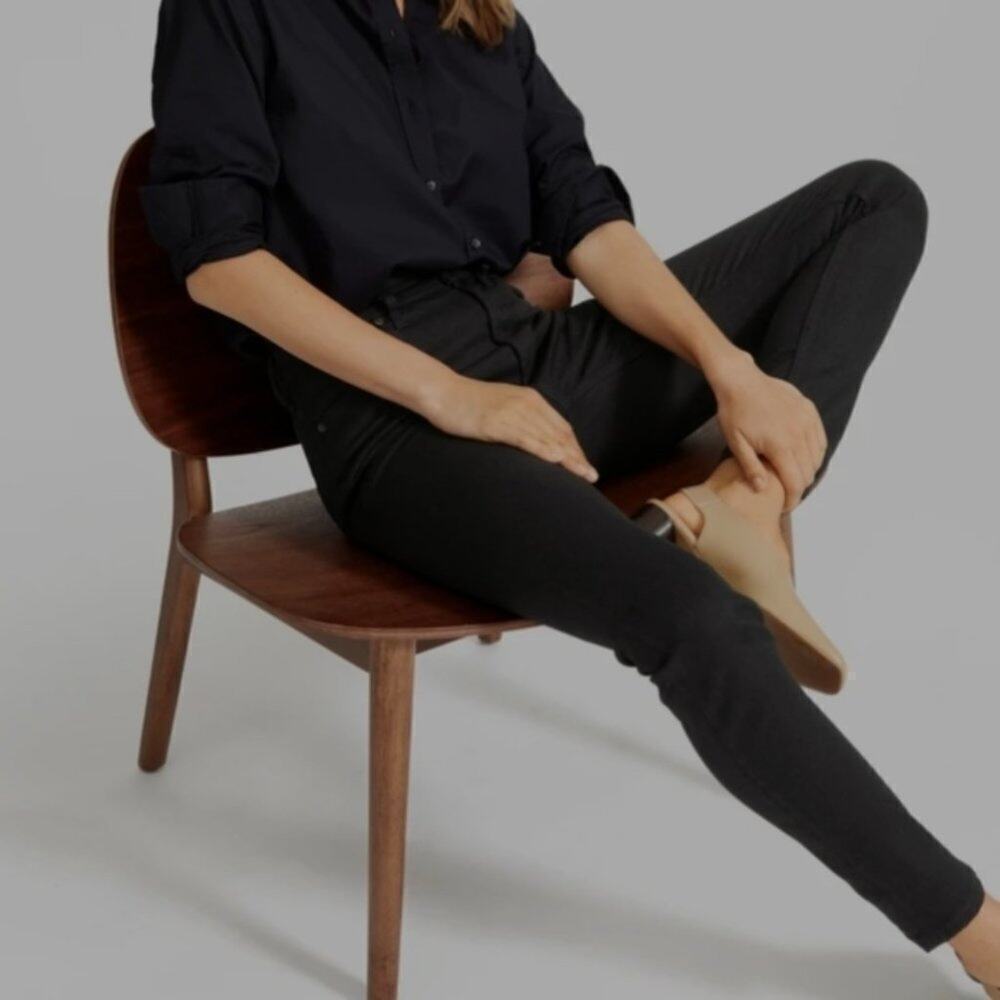 Everlane Womens Size 32 High Rise Regular Straight Leg Black Stretch Denim Jeans